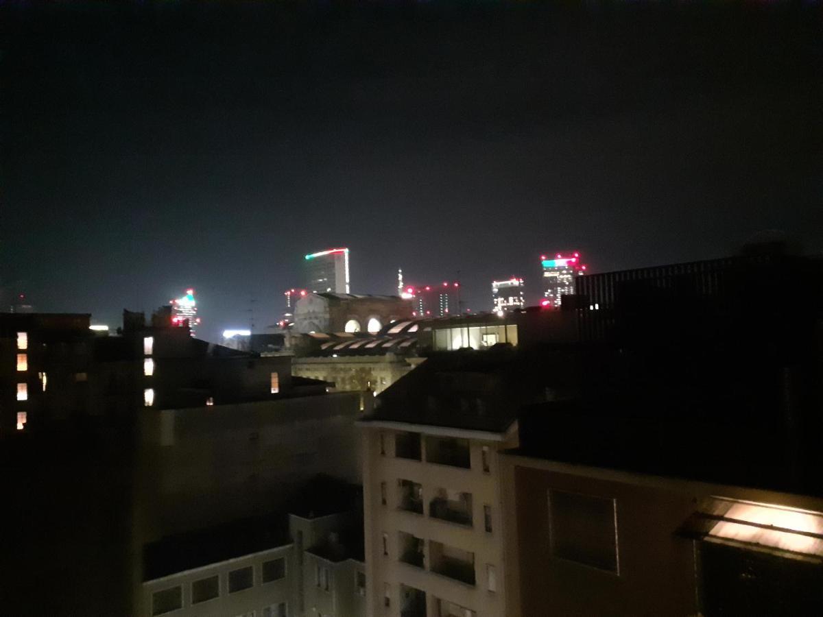 Bilocale 7 Piano Balcone Vista Skyline Lägenhet Milano Exteriör bild