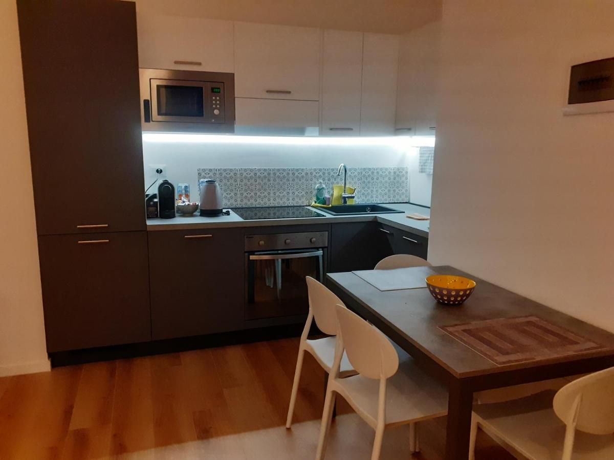 Bilocale 7 Piano Balcone Vista Skyline Lägenhet Milano Exteriör bild