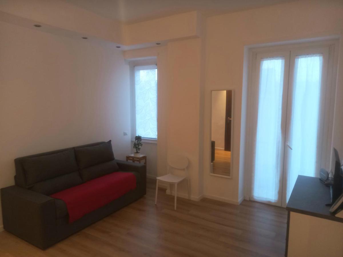 Bilocale 7 Piano Balcone Vista Skyline Lägenhet Milano Exteriör bild